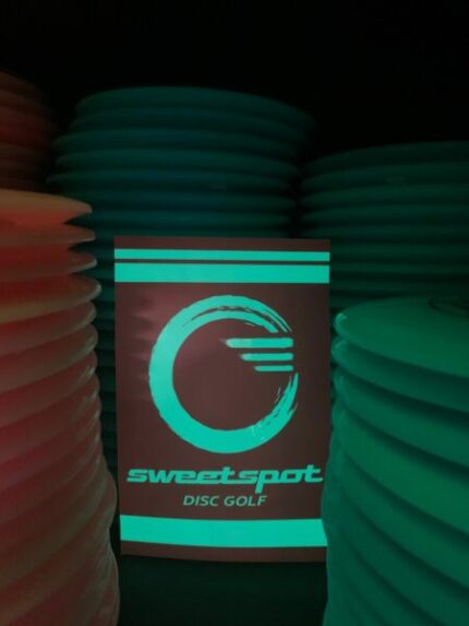 "Pole Painter" glow-in-dark basket putting tool!  Wrap the permanent outdoor vinyl around your basket pole and putt to the Sweet Spot!  Available in two sizes. 5" x 9" for standard practice basket and 6" x 9" for PDGA standard size permanent baskets.